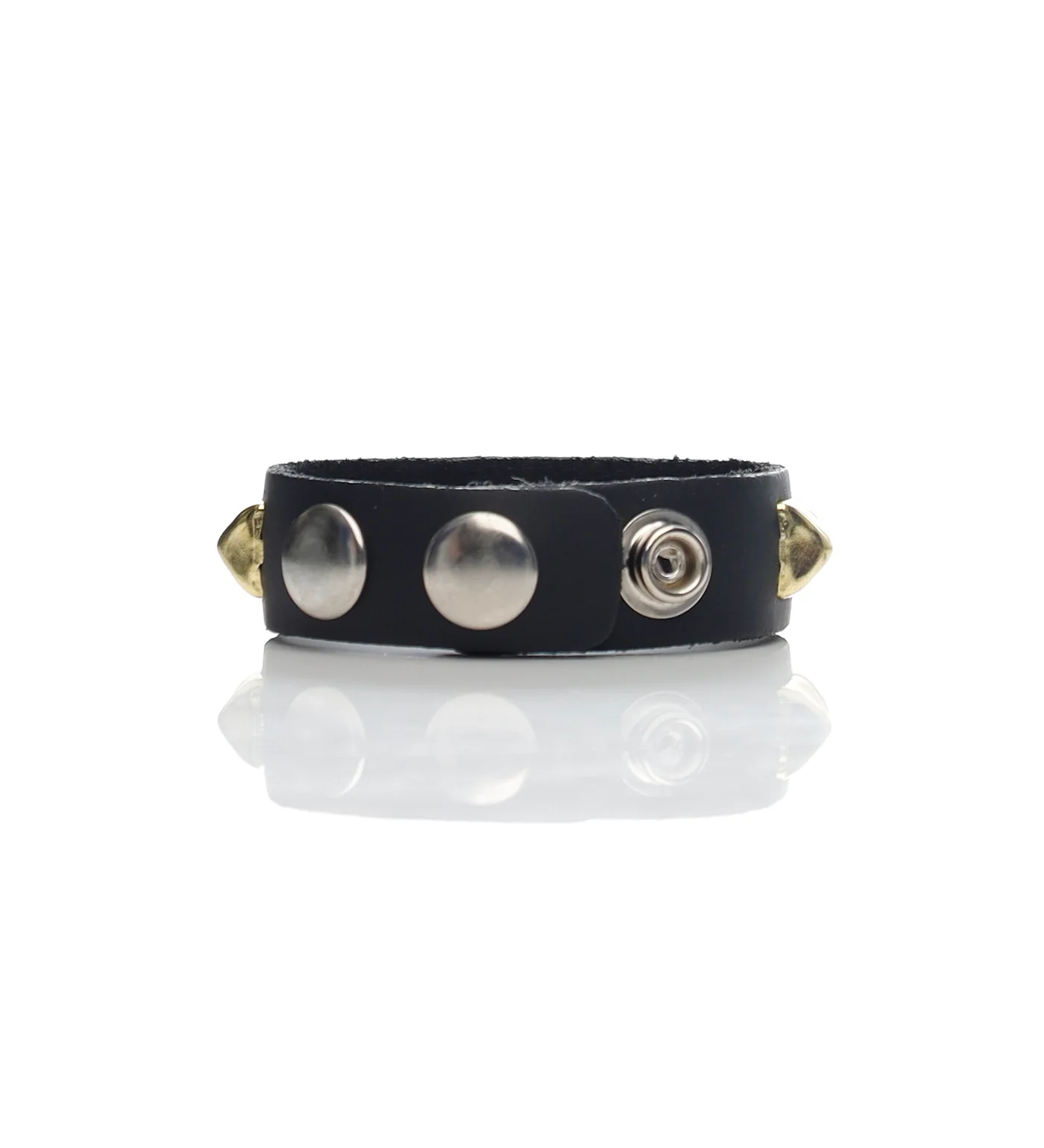 1 Row 1/2" Pyramid Studs Snap Bracelet, Black/Gold - Image 2