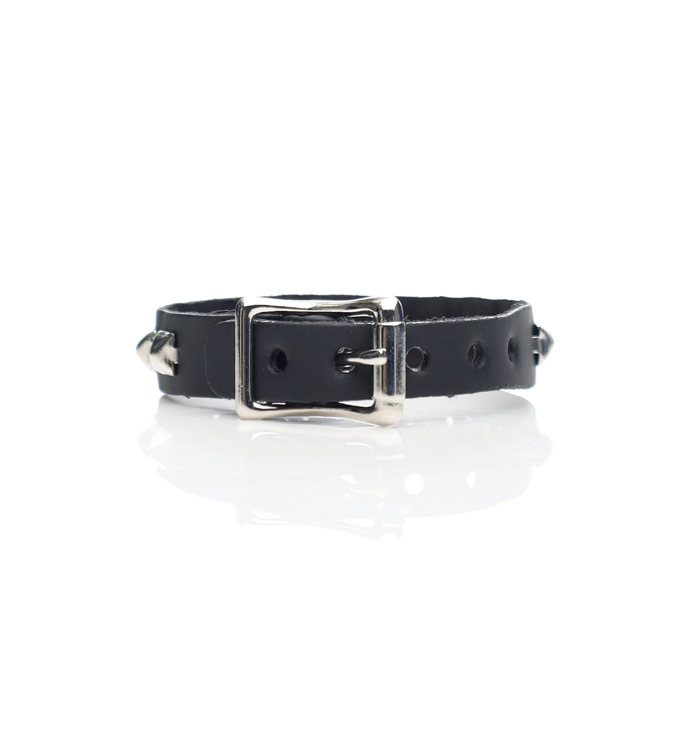1 Row 1/4"  Pyramid Buckle Bracelet 1/2" Wide, Black/Silver - Image 2