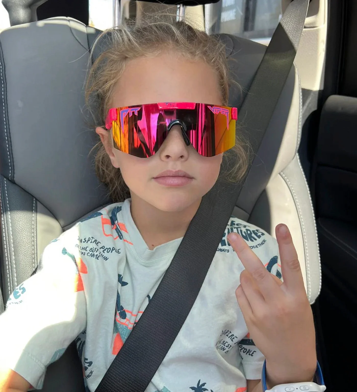 2000 XS (Kid Frame), The Radical - Image 3