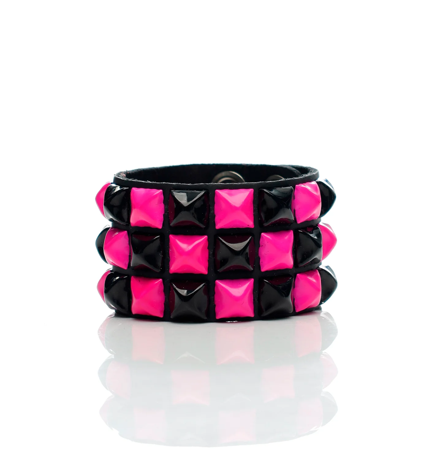 3 Row 1/2'' Pyramid Stud Snap Bracelet, Checkered Purple/Black