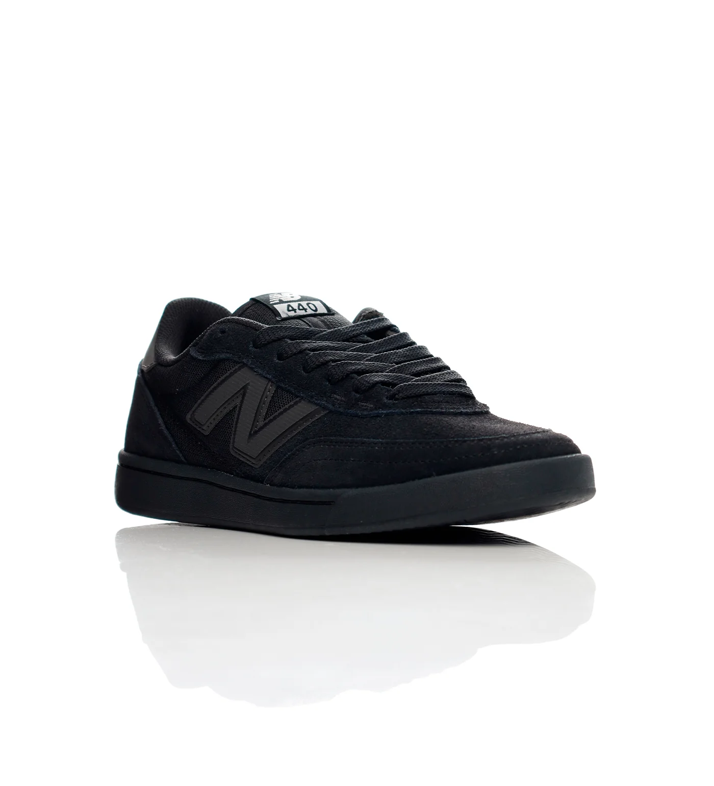 440 V2, Blackout - Image 2