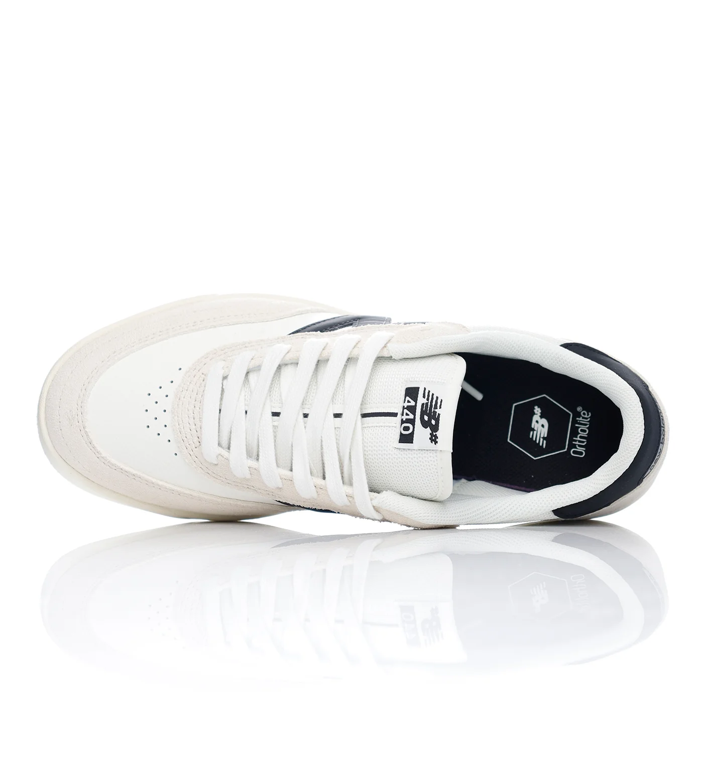440 V2, White/Black - Image 4