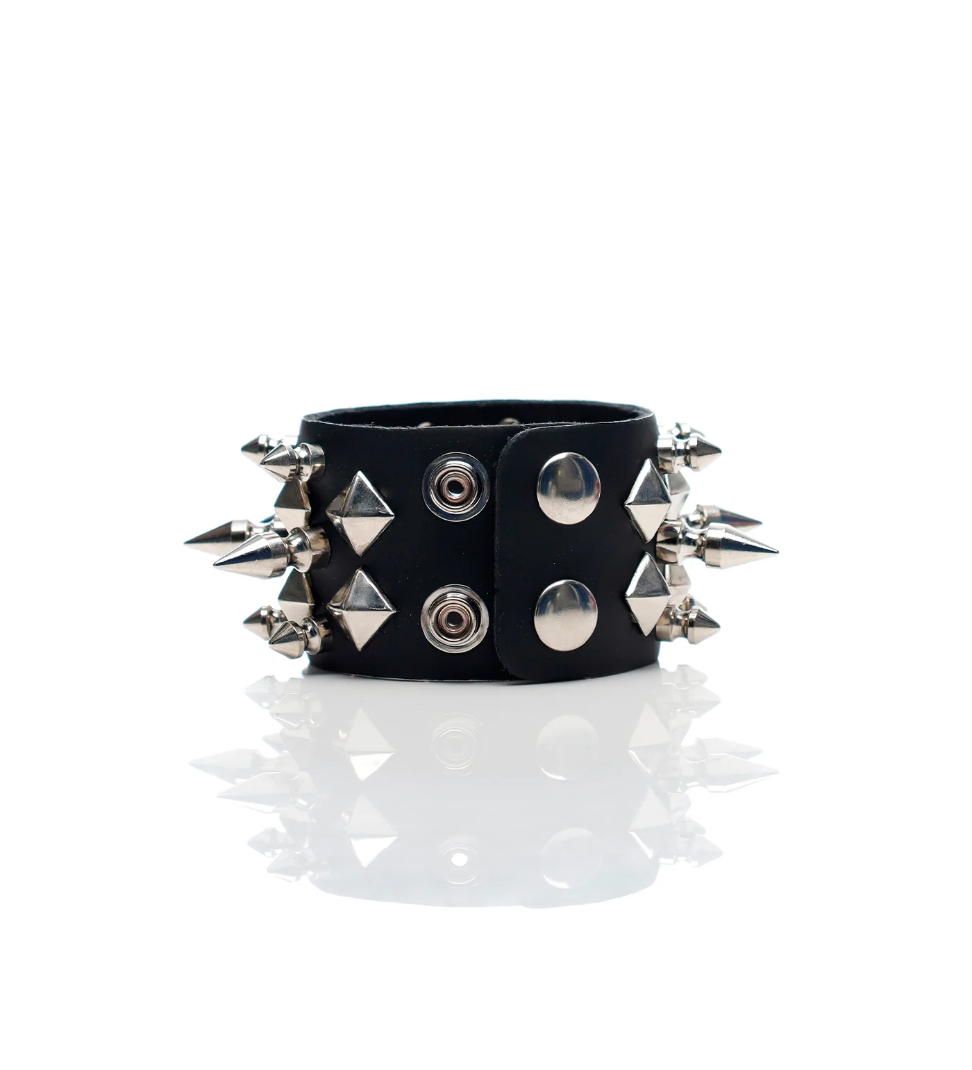 5 Row 1/2" Diamond & 1" Spike Snap Bracelet, Black/Silver - Image 2