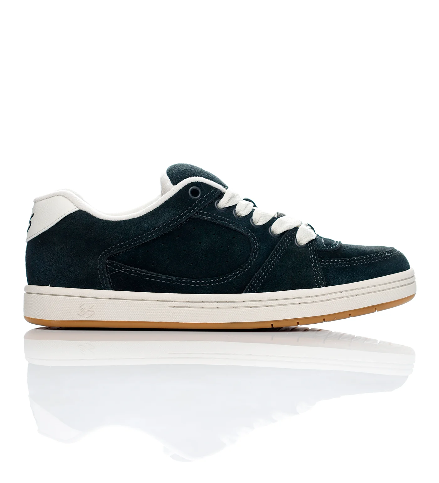 Accel, Black/White