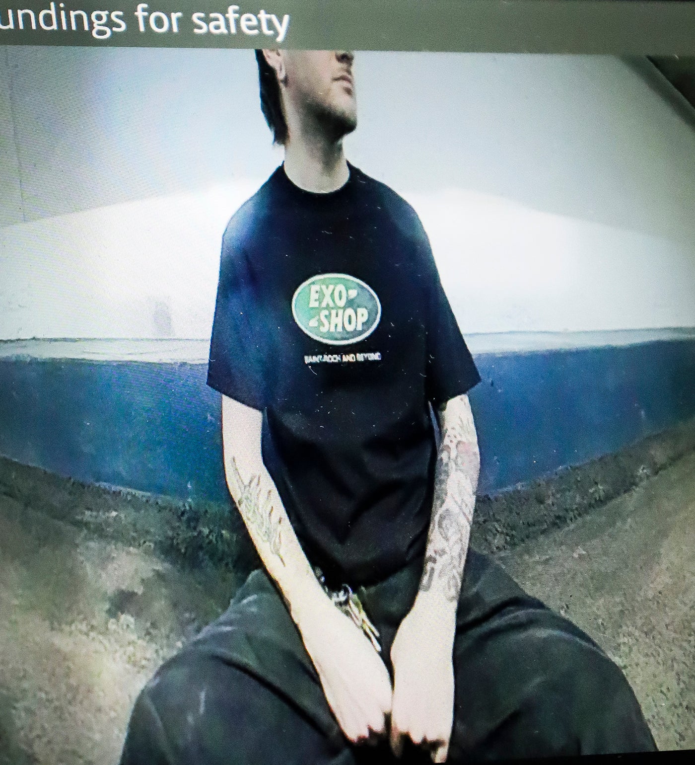 Beyond, Black - Image 2