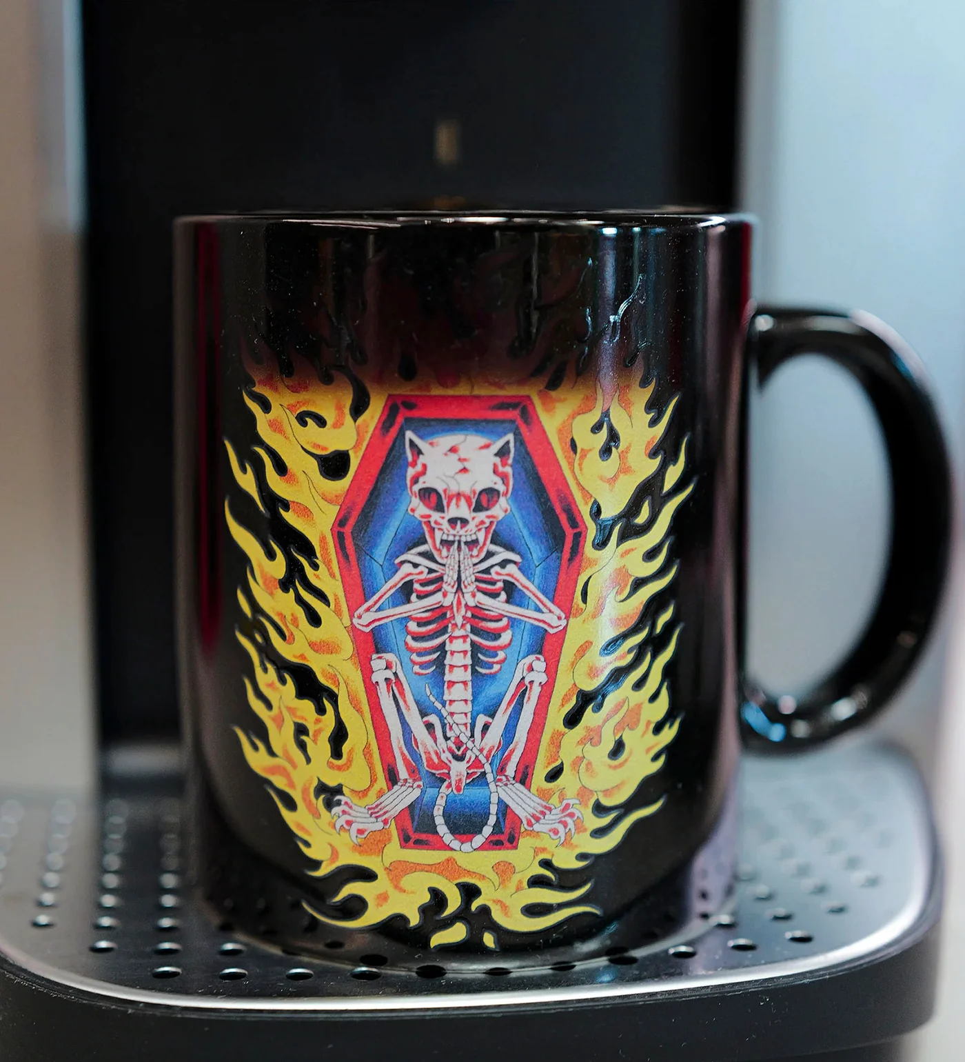Burn In Heck Heat Changing Mug, Black - Image 4