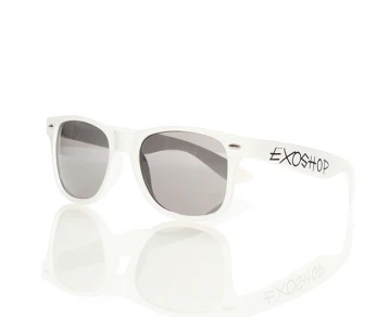 Woodstock (9), White