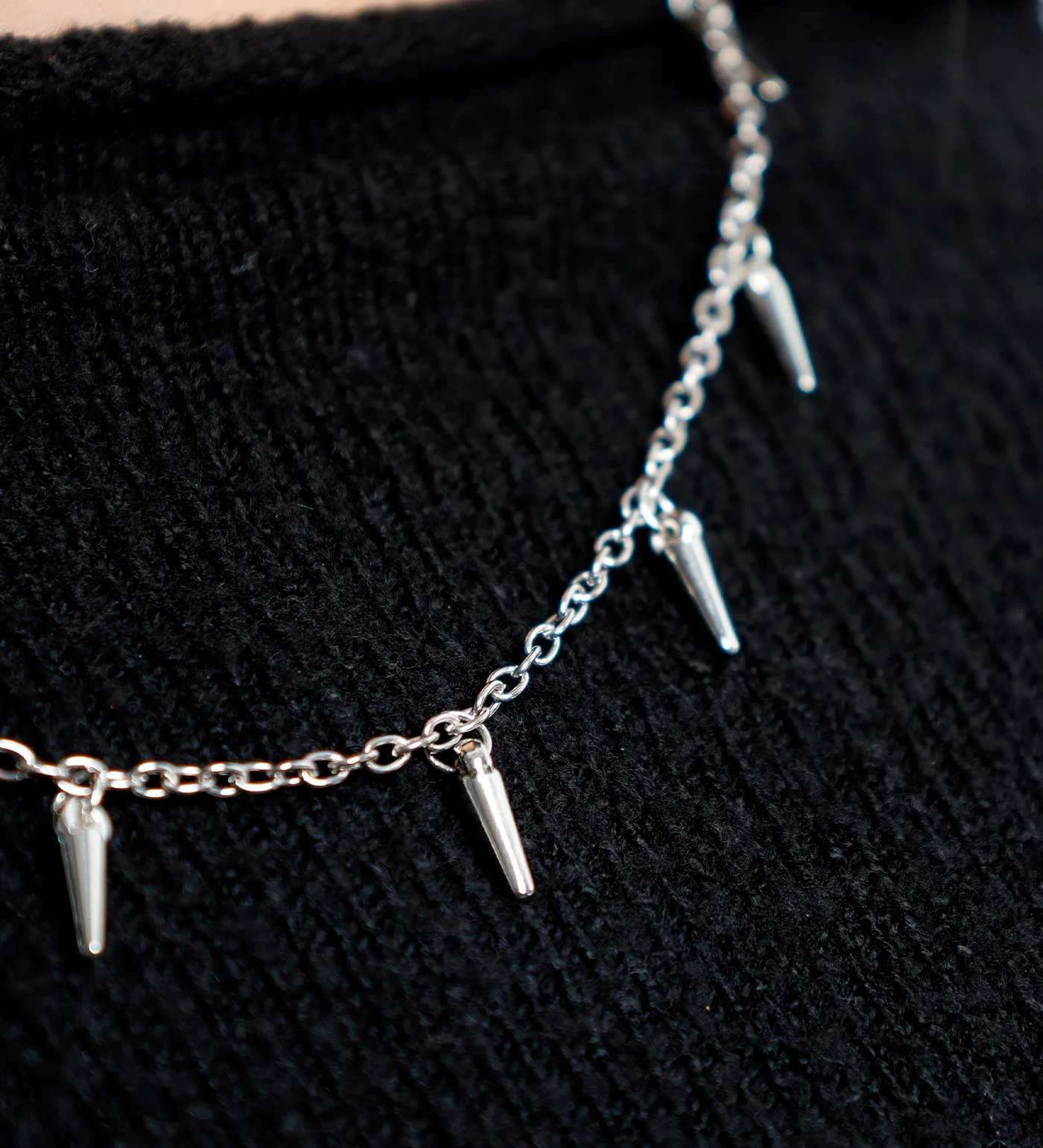 Mini Spike Chain, Silver (2E) - Image 5