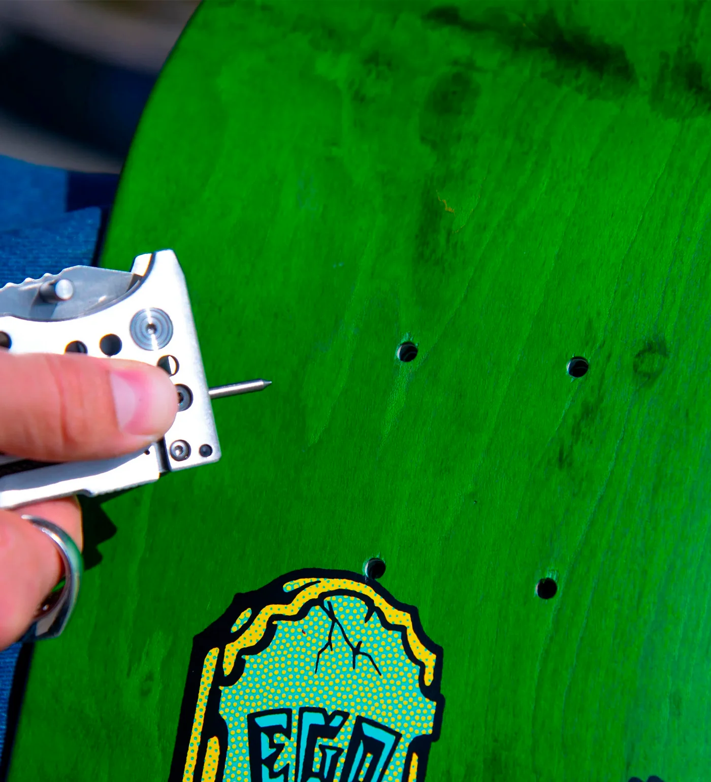 Nova Skate-Tool, Oil Spill - Image 4