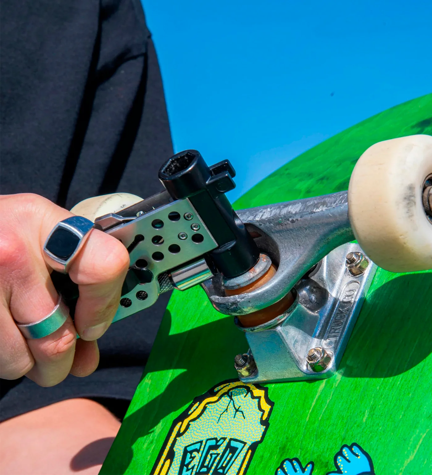Nova Skate-Tool, Oil Spill - Image 5