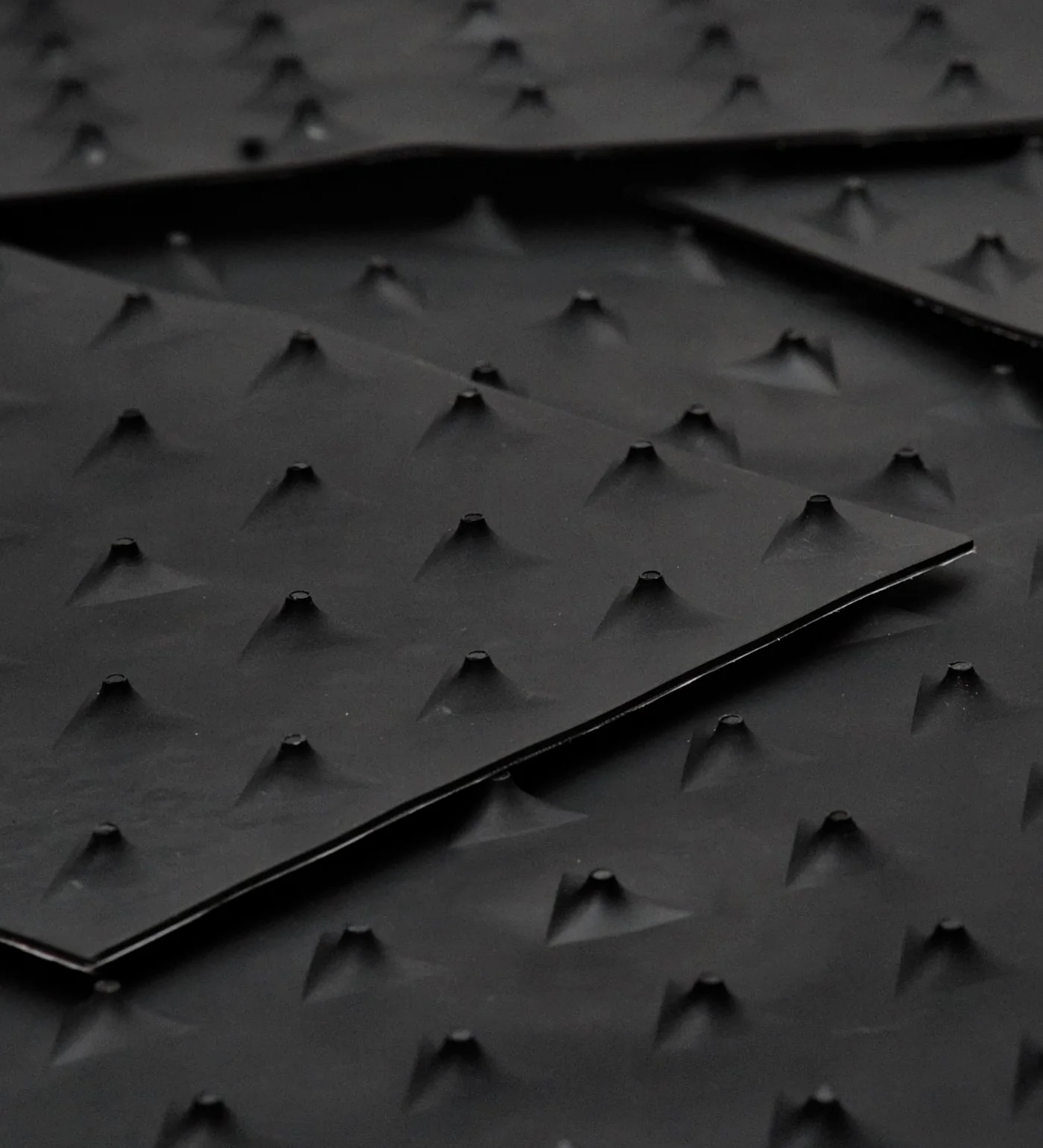 Prism Studded Grip Pack, Black - Image 4