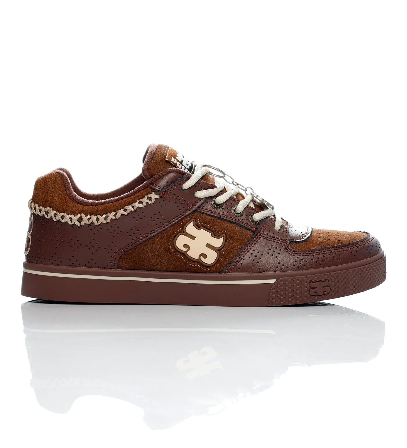 Reed Low, Brown/Cream