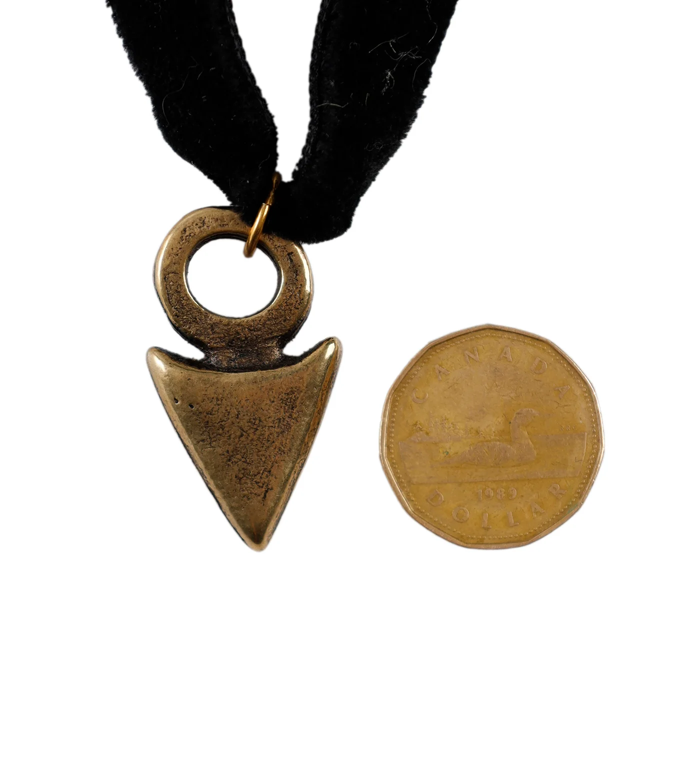 Triangle Pendant Flat Choker, Black/Gold (2F) - Image 2