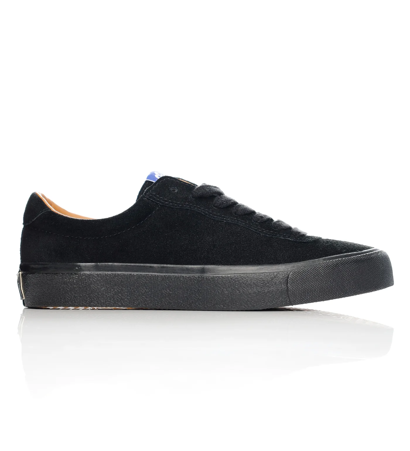 VM001, Black/Black