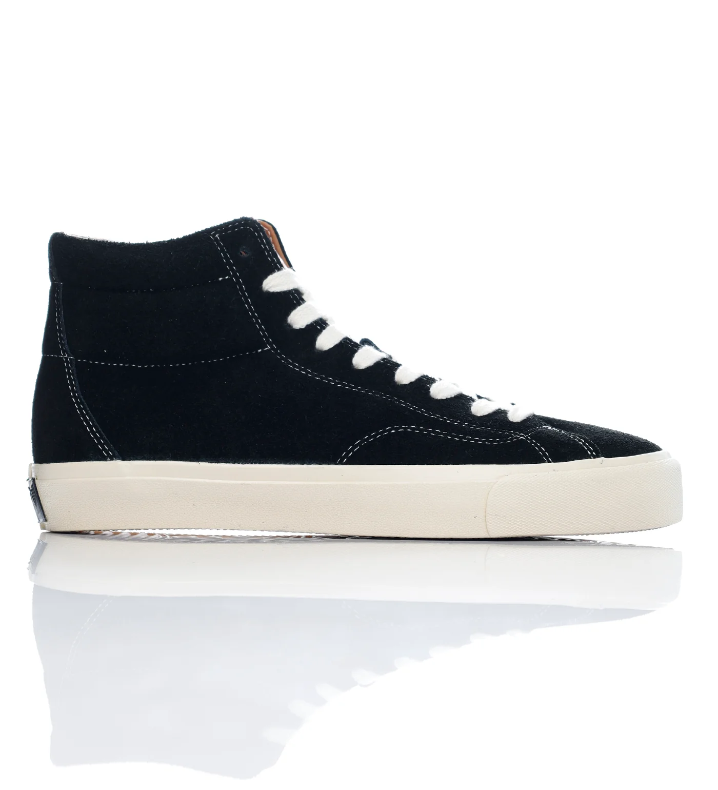 VM003 Hi - Suede, Black/White