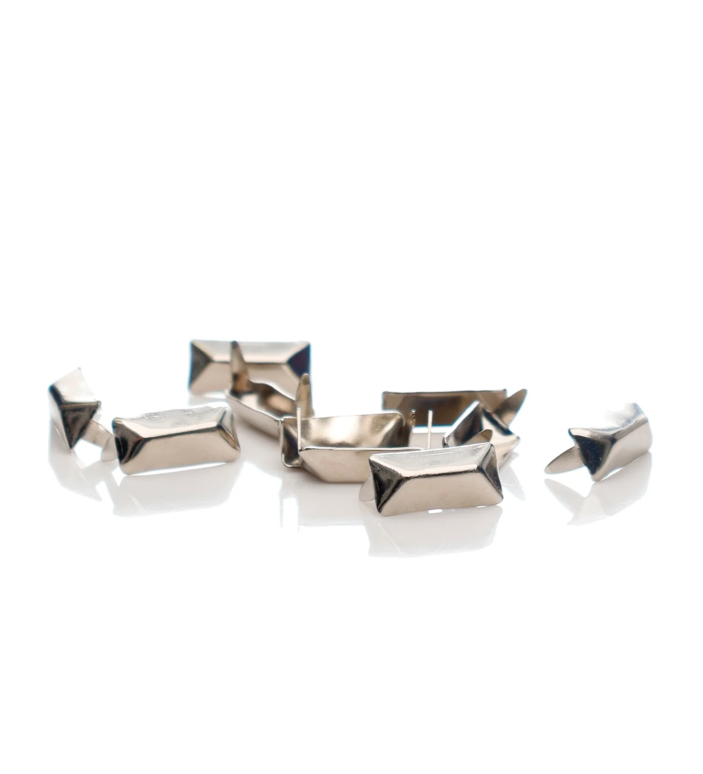 Wide Pyramid x10, Silver/x10